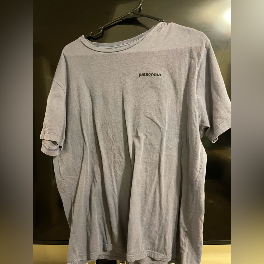 PATAGONIA T SHIRT SIZE L